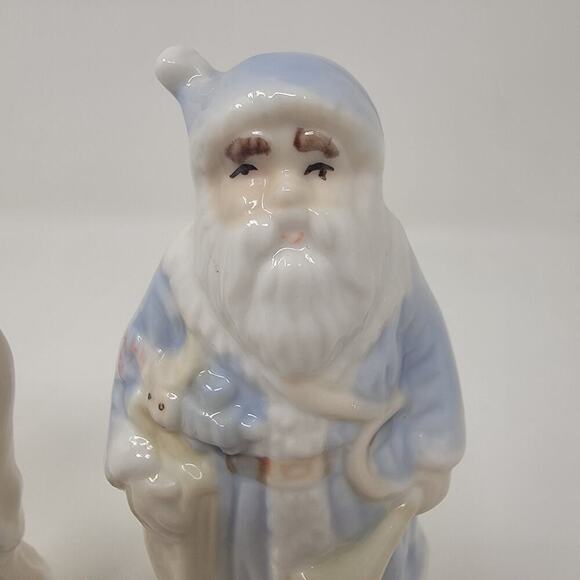 Vintage Santa Porcelain Figurine Around The World Series Set of 2 - Picture 6 of 14